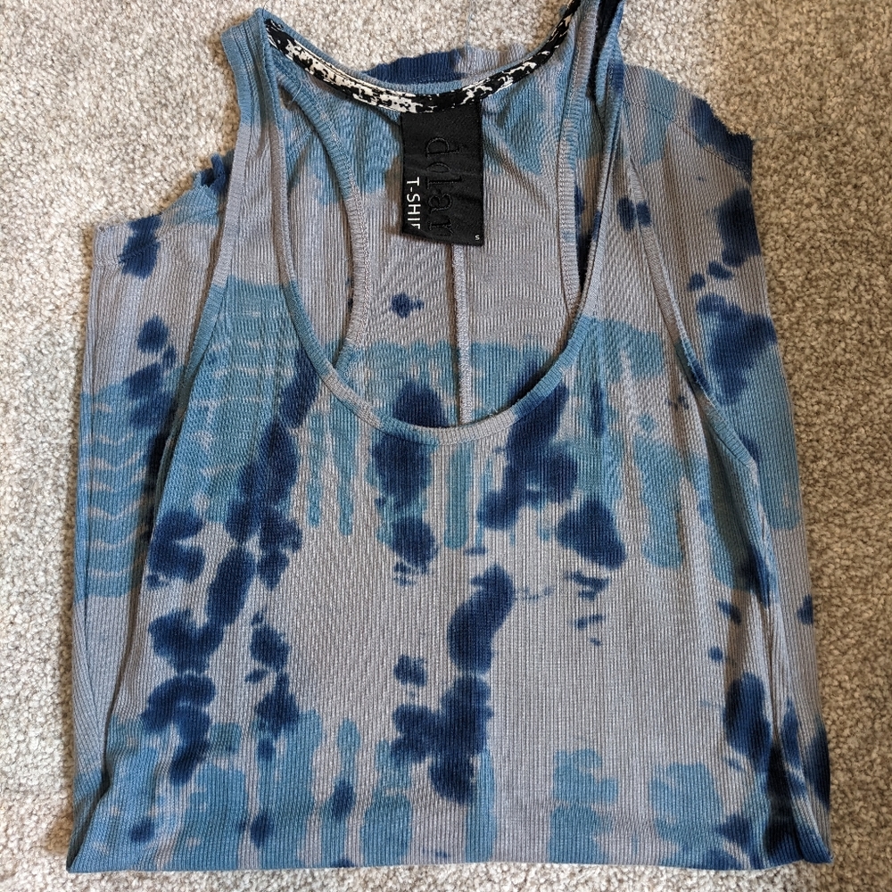 Dolan Tank